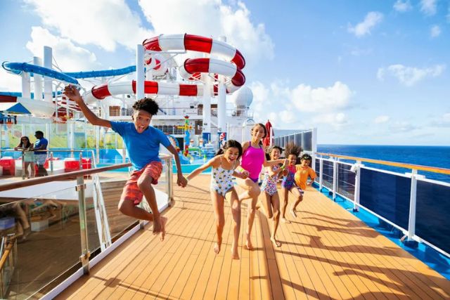 Children enjoying a Carnival cruise